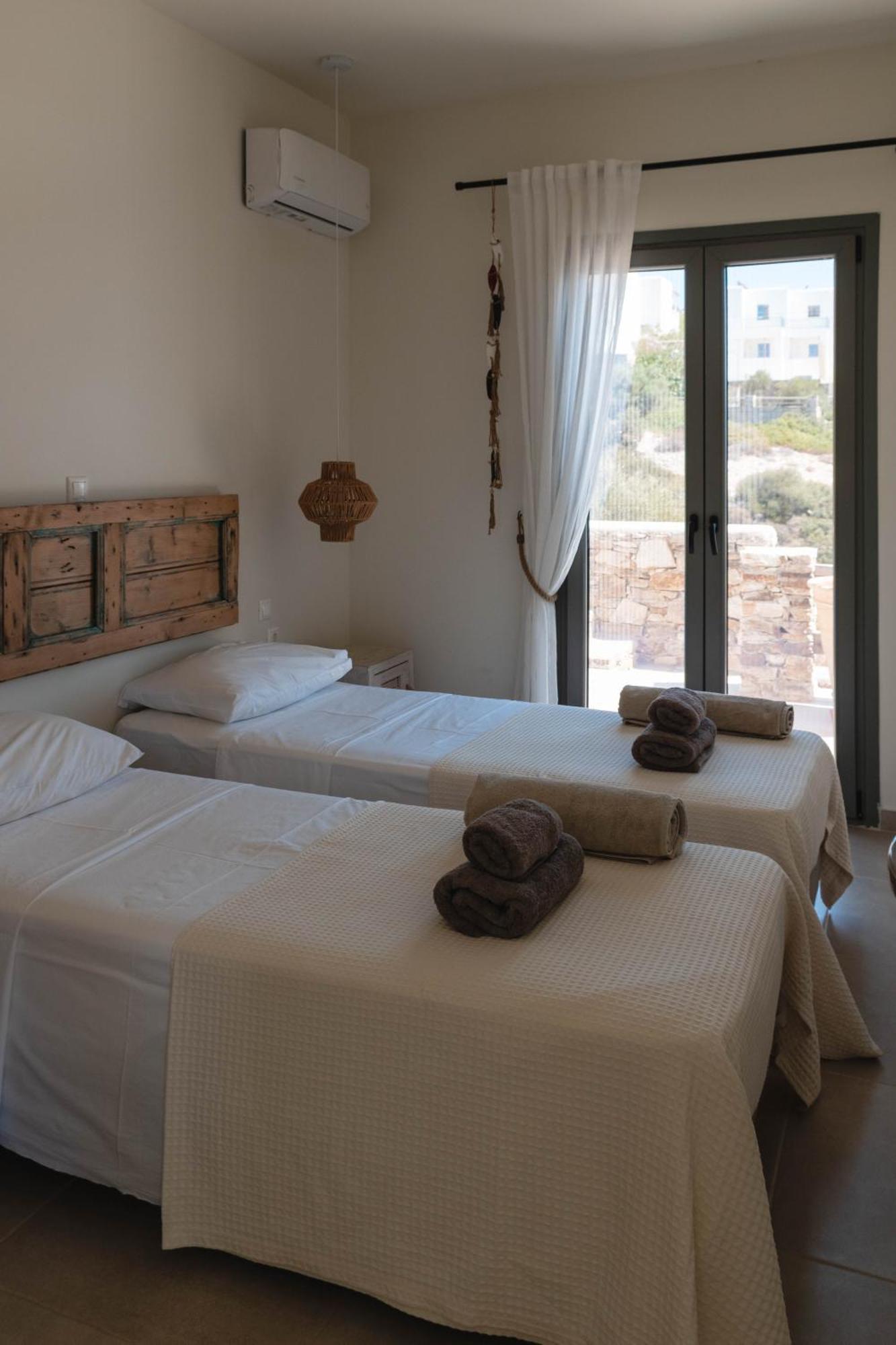 Deja Blue Villa 1 Agios Georgios  エクステリア 写真